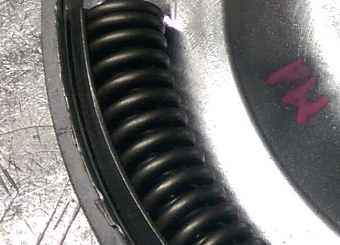 regeneracja kół dwumasowych wiąże się z wymianą sprężyn łukowych